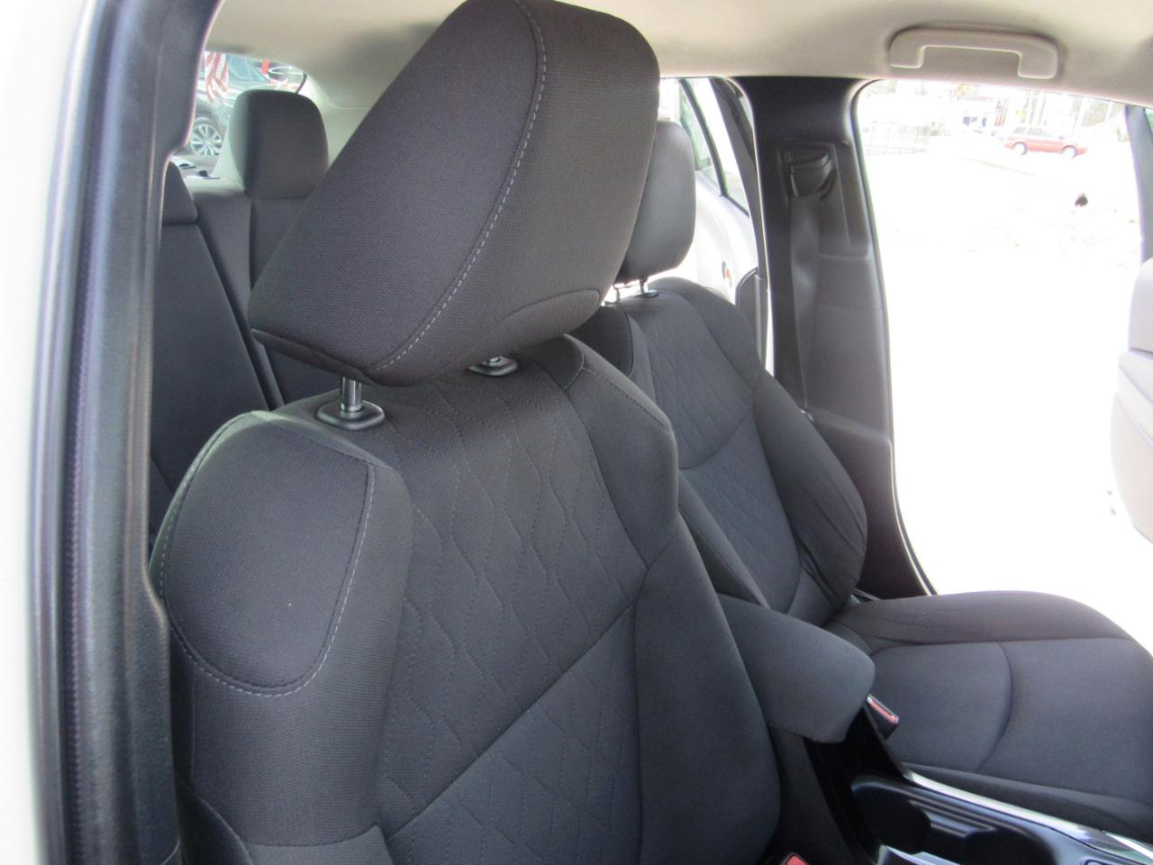 Toyota Corolla LE CVT (Natl) 2021