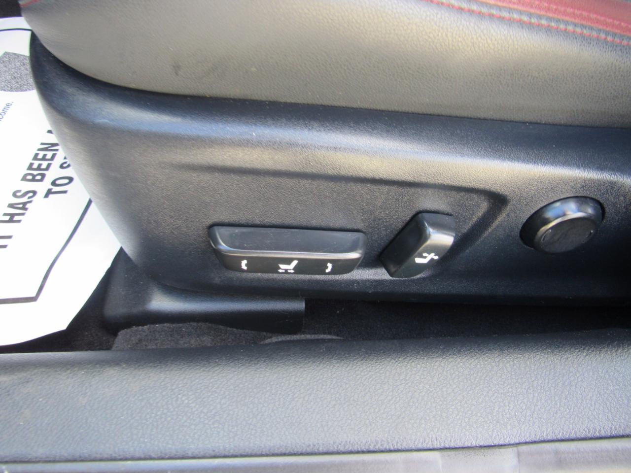 Lexus IS IS 300 RWD 2018