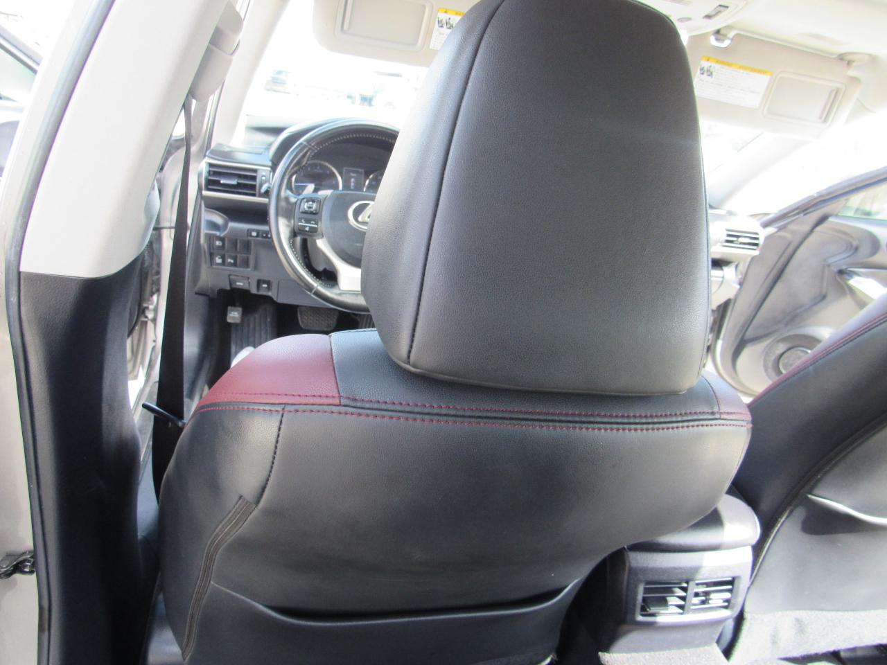 Lexus IS IS 300 RWD 2018