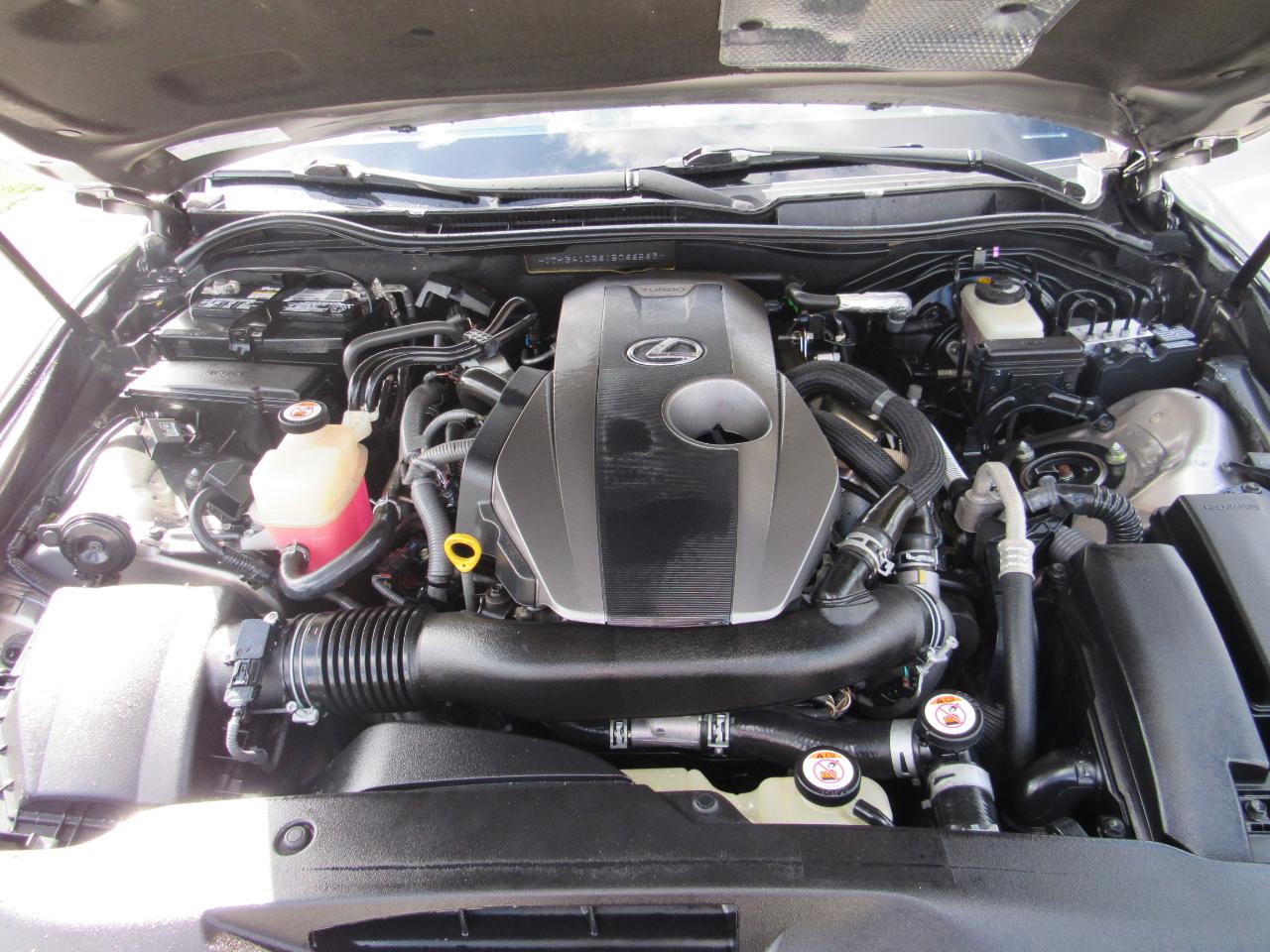 Lexus IS IS 300 RWD 2018