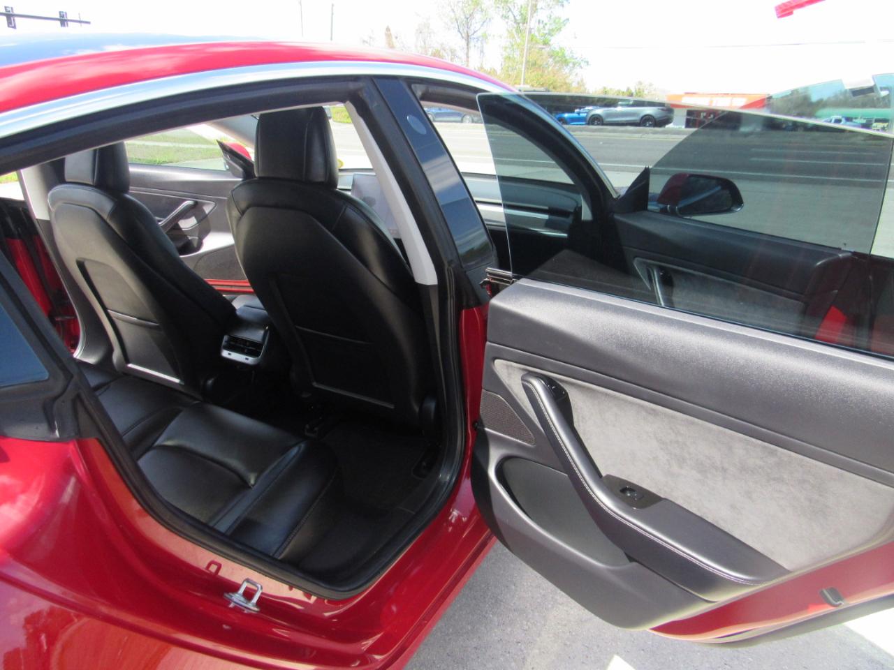 Tesla Model 3 Long Range Battery RWD 2018