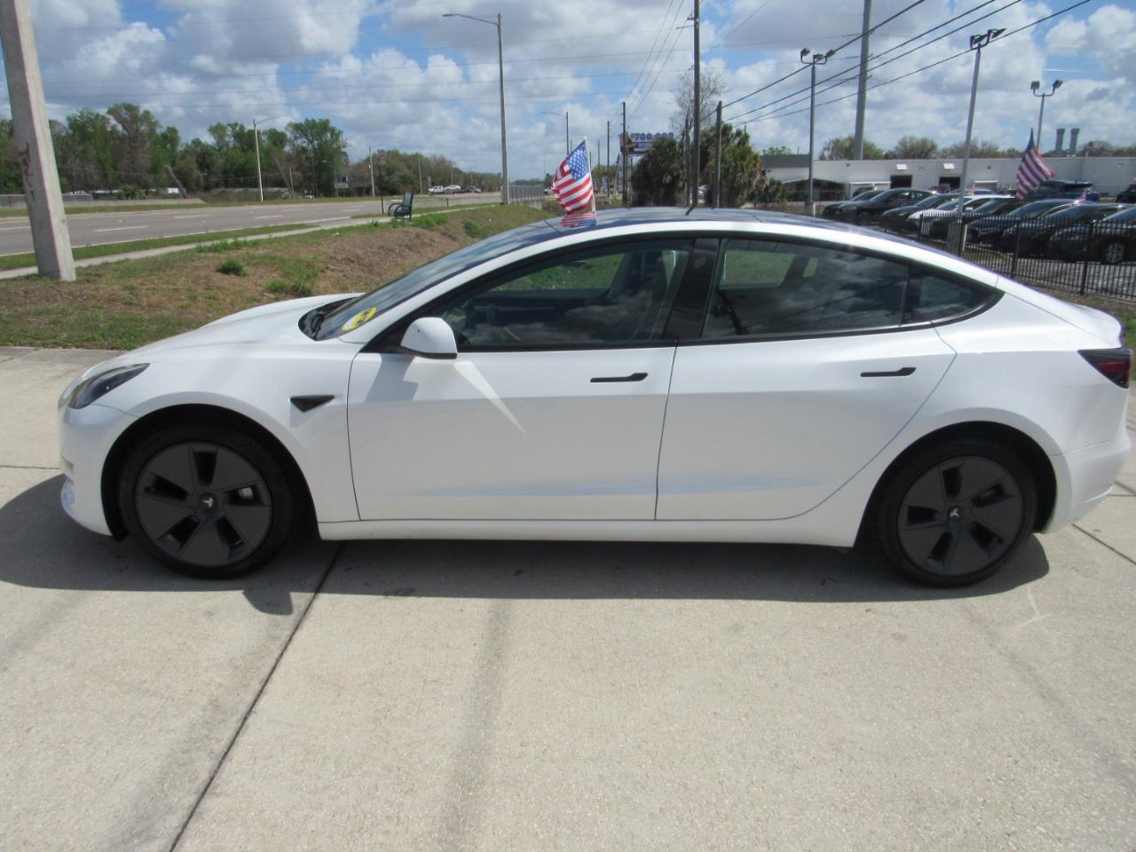 Tesla Model 3 RWD 2023