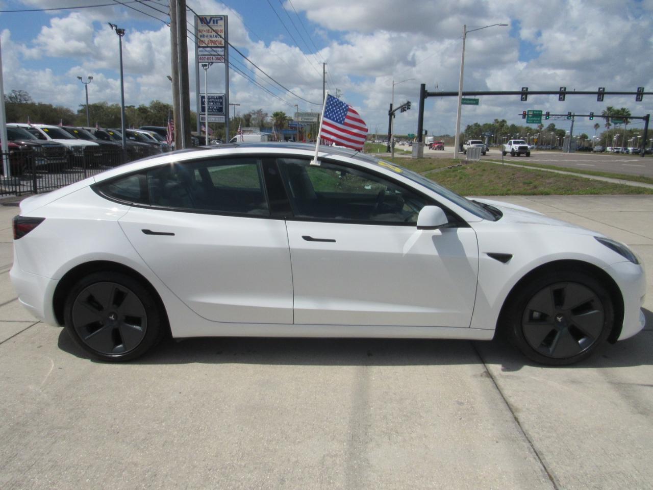 Tesla Model 3 RWD 2023