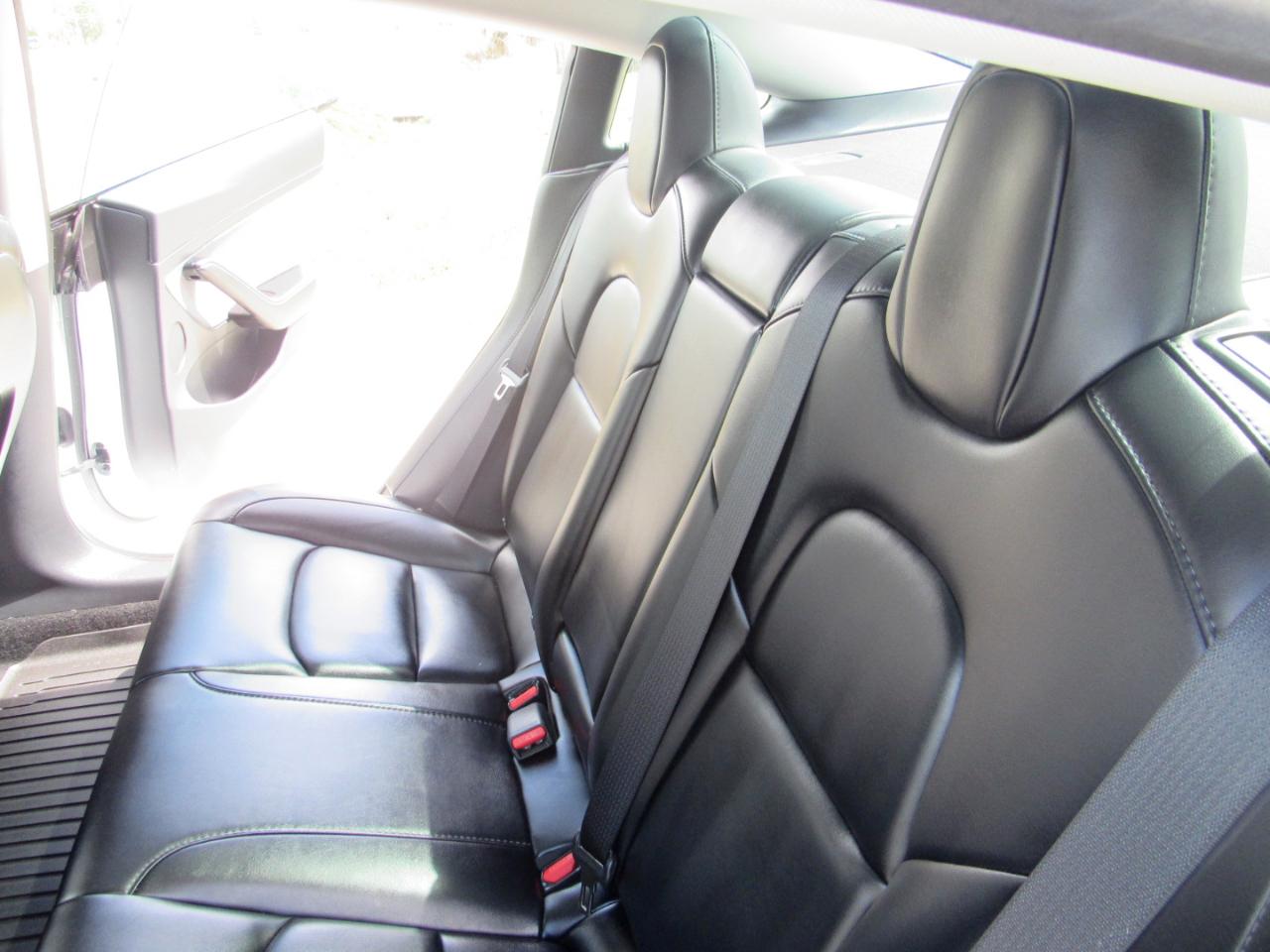 Tesla Model 3 RWD 2023