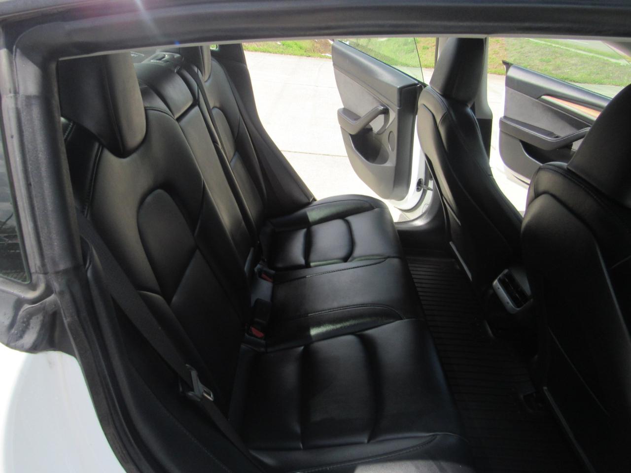 Tesla Model 3 RWD 2023