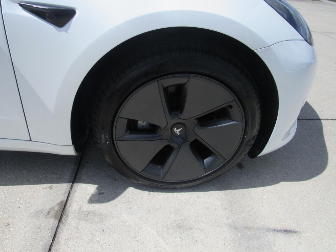 Tesla Model 3 RWD 2023