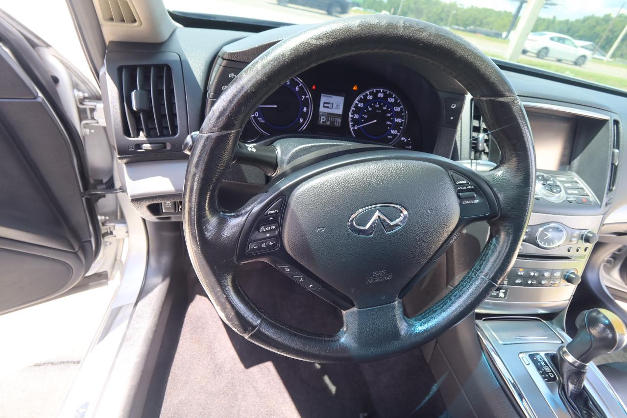 Infiniti Q40 4dr Sdn RWD 2015