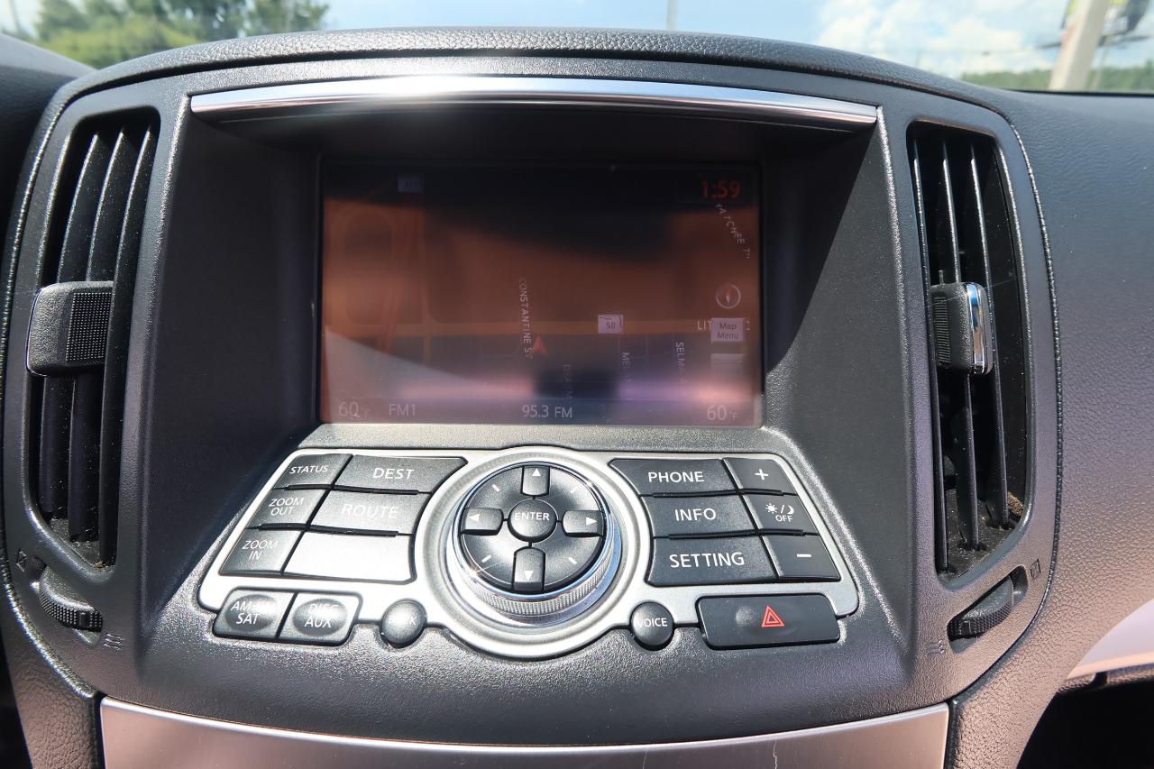 Infiniti Q40 4dr Sdn RWD 2015