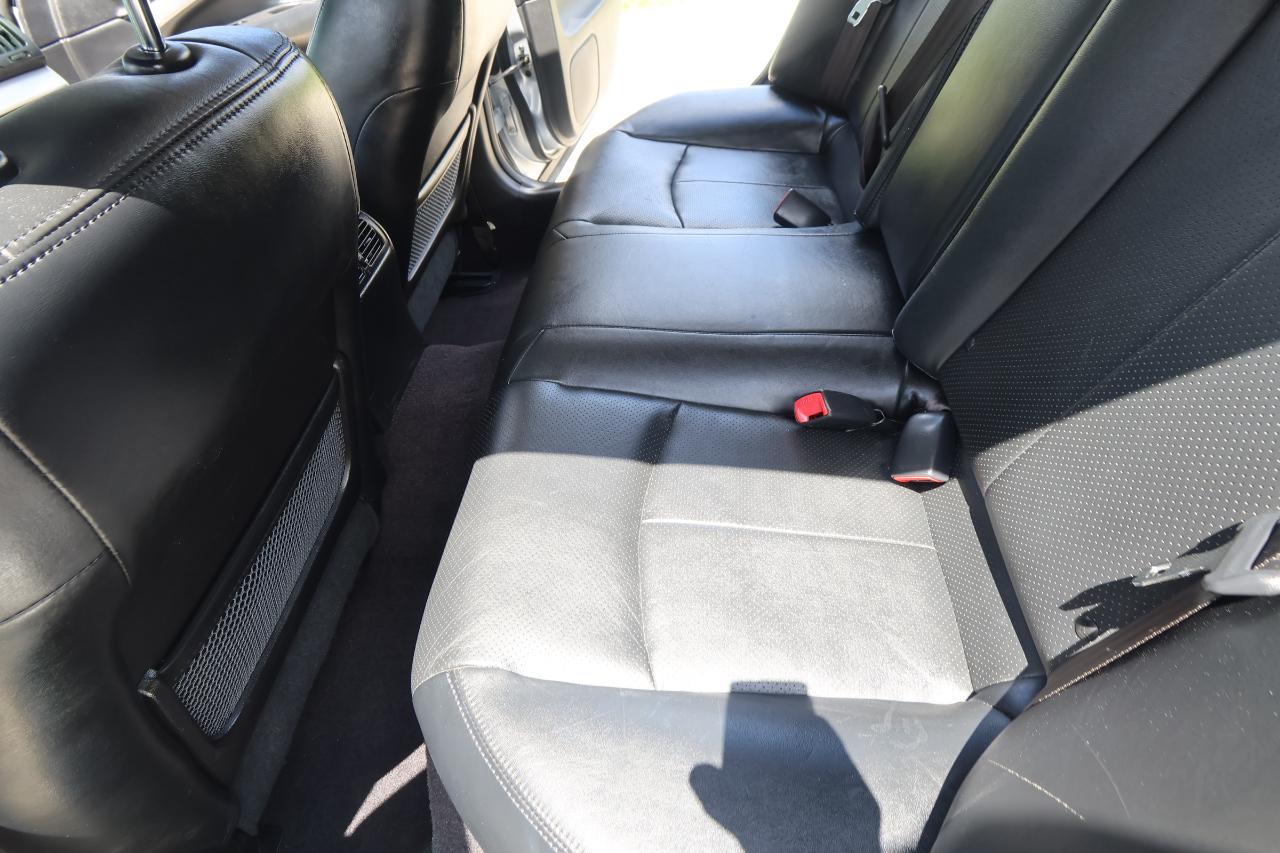 Infiniti Q40 4dr Sdn RWD 2015