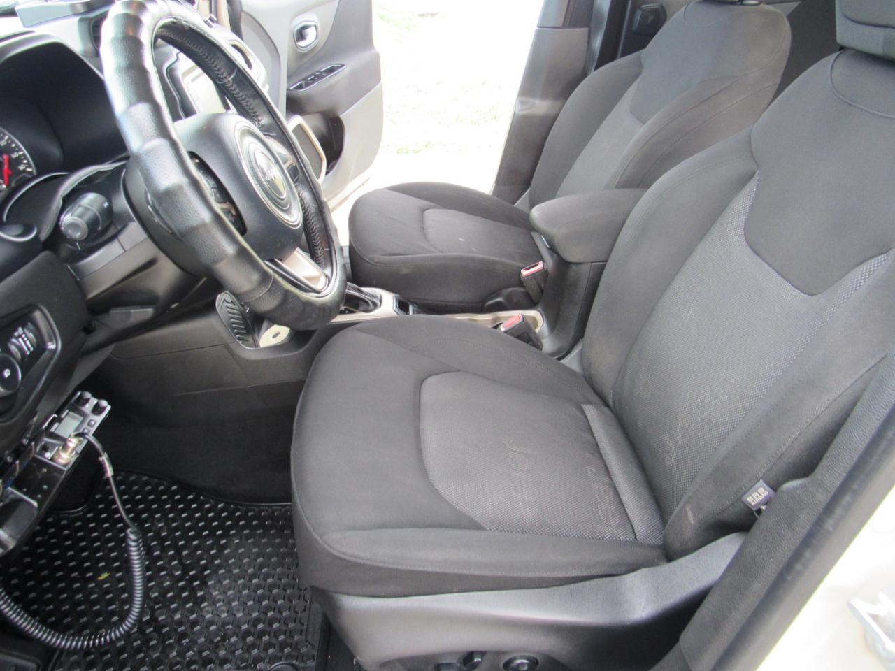 Jeep Renegade Latitude FWD 2015