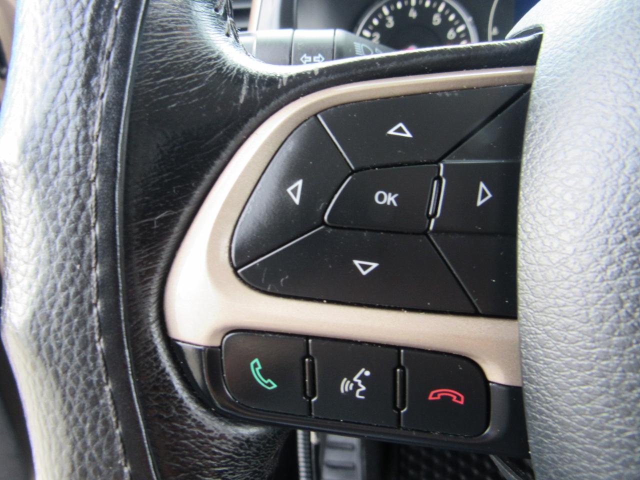 Jeep Renegade Latitude FWD 2015