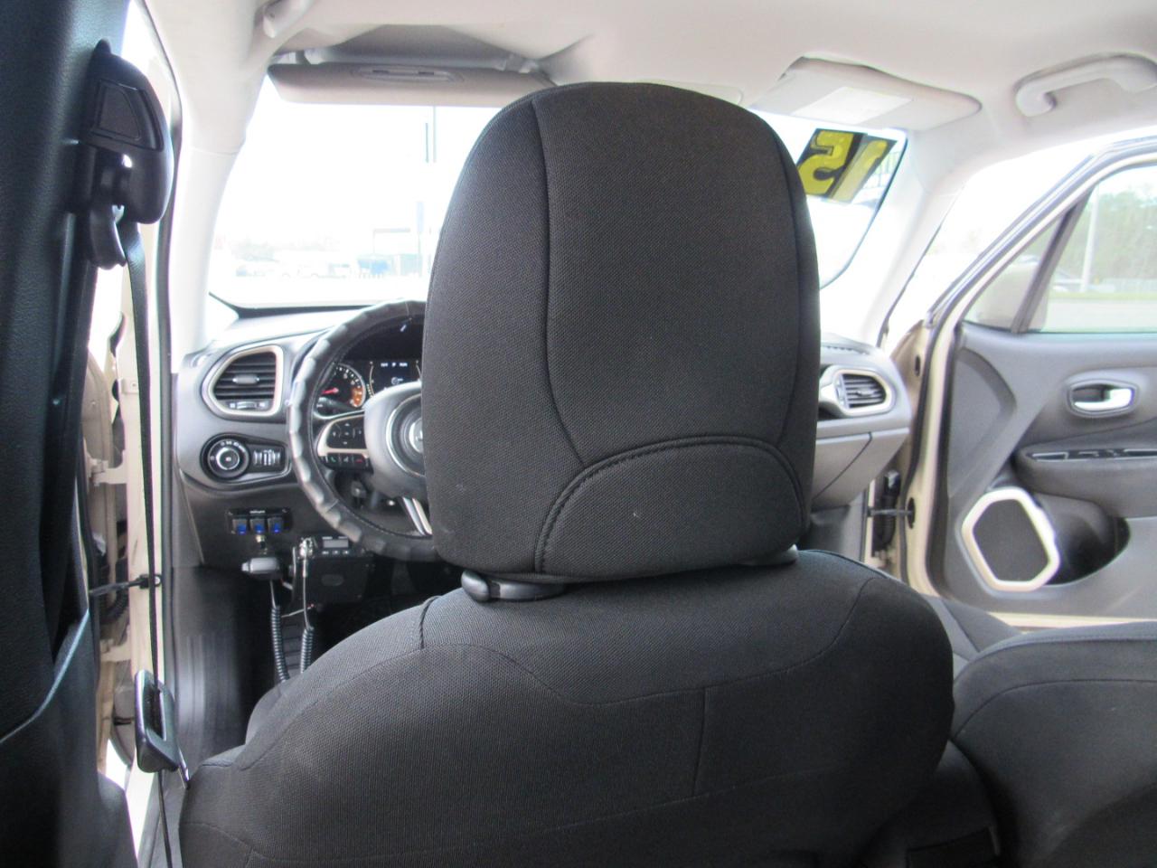 Jeep Renegade Latitude FWD 2015