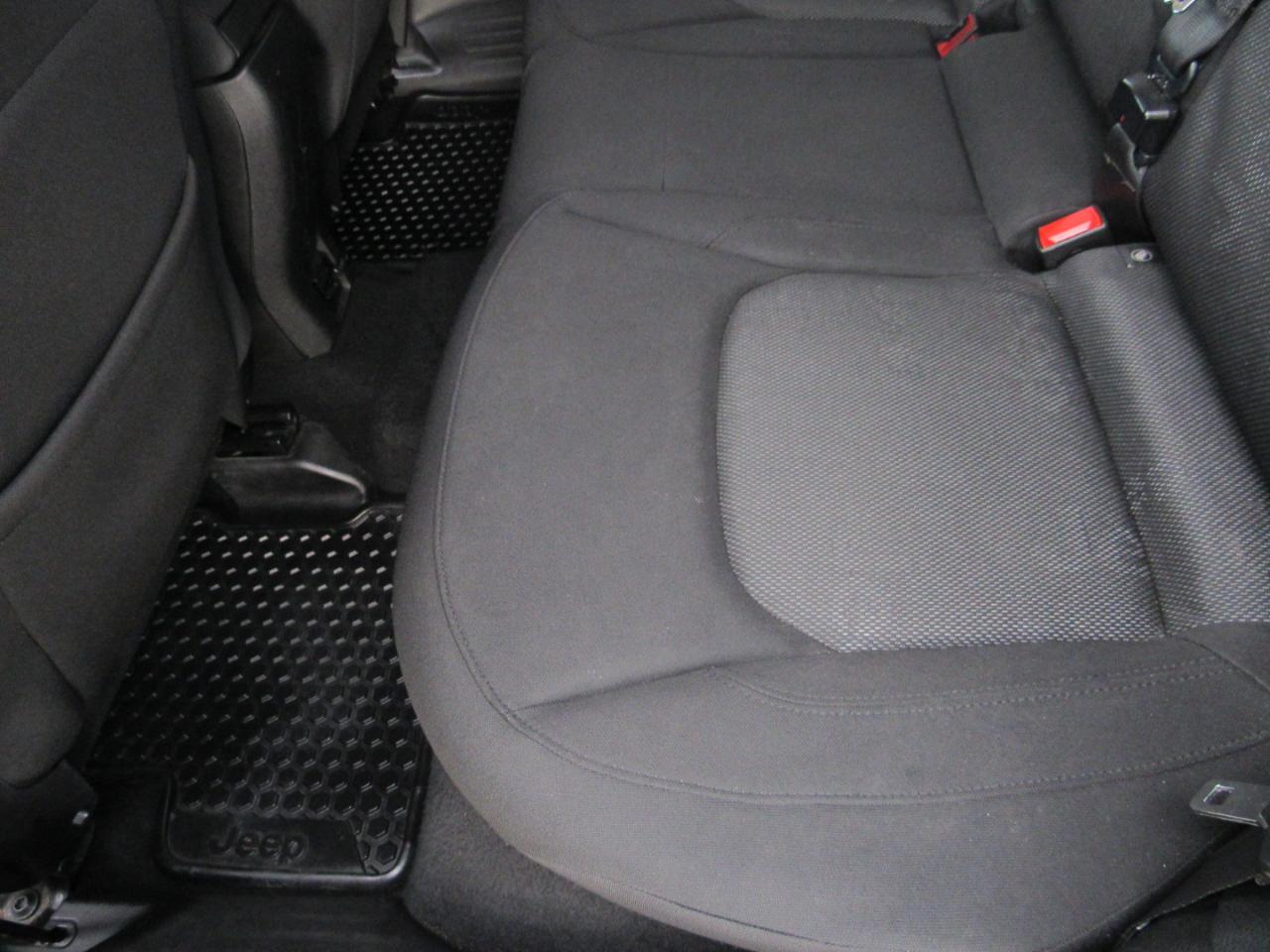 Jeep Renegade Latitude FWD 2015