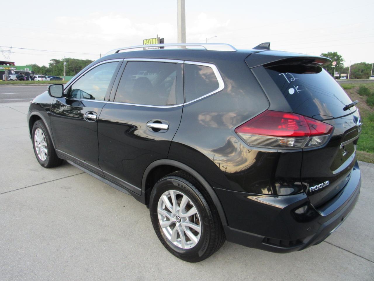 Nissan Rogue FWD SV 2020