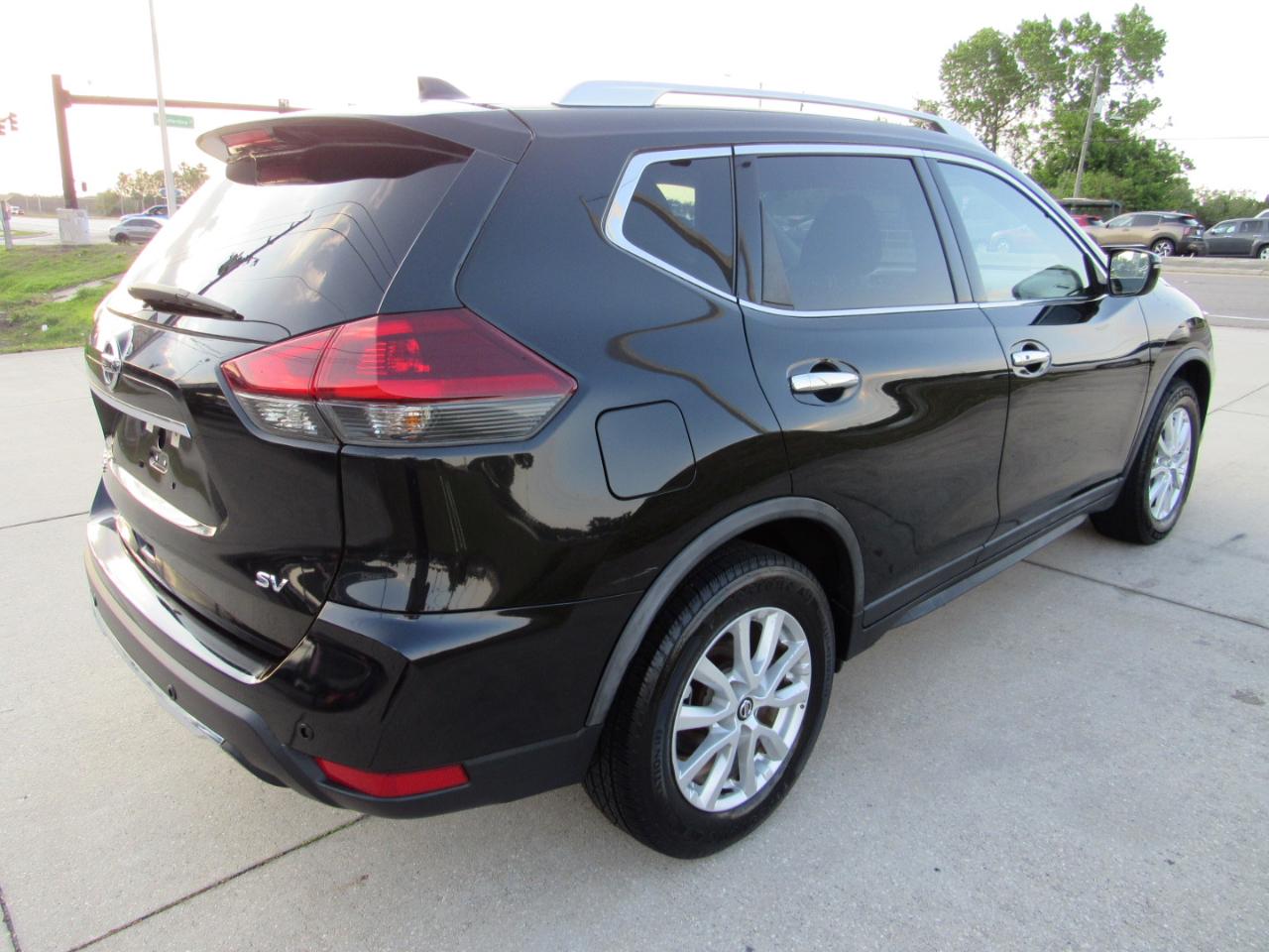 Nissan Rogue FWD SV 2020