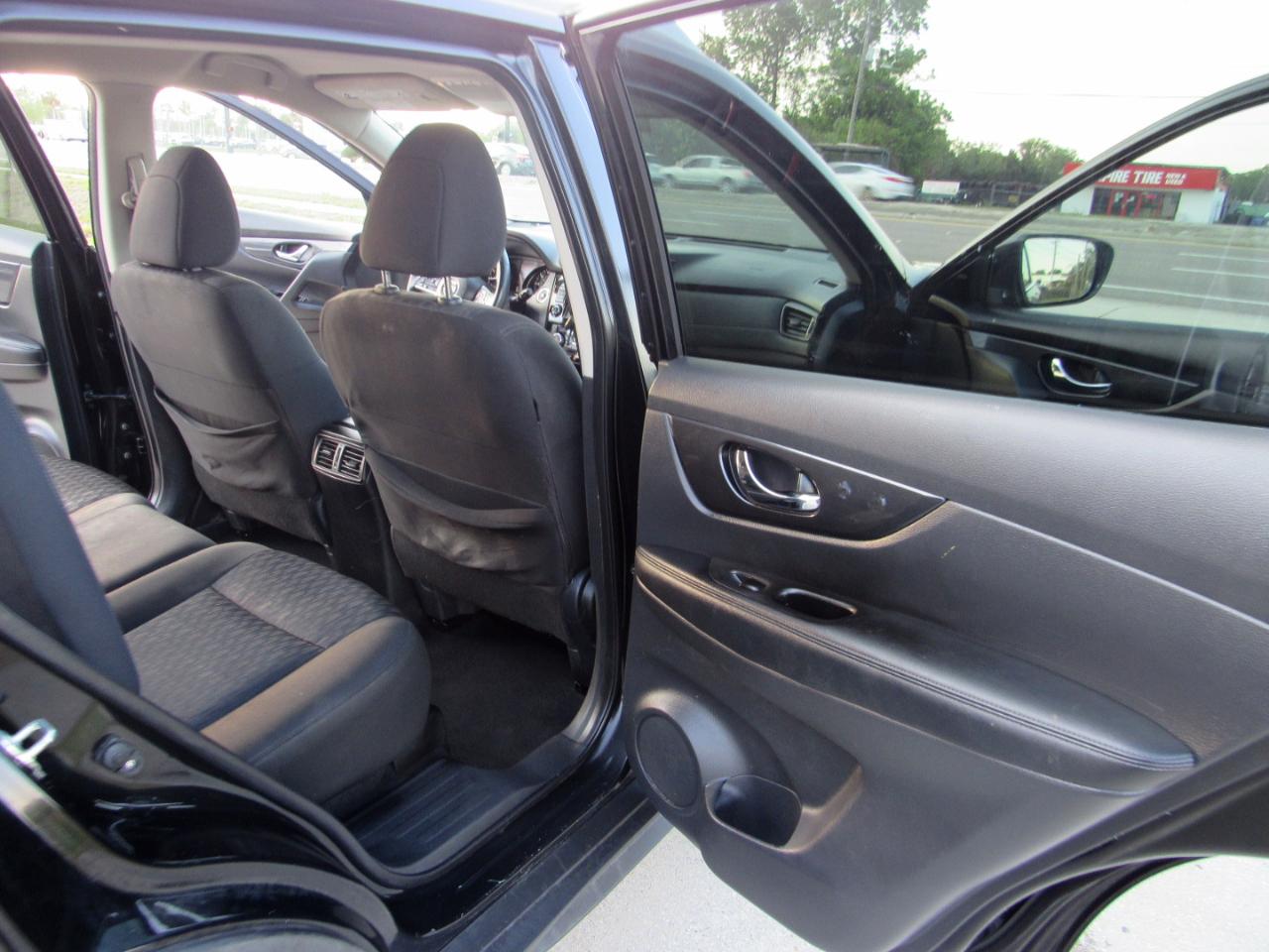 Nissan Rogue FWD SV 2020