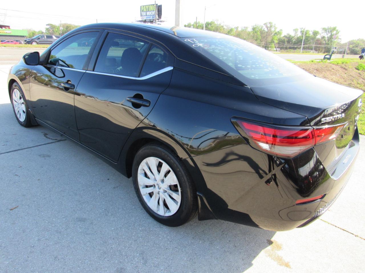 Nissan Sentra S CVT 2021