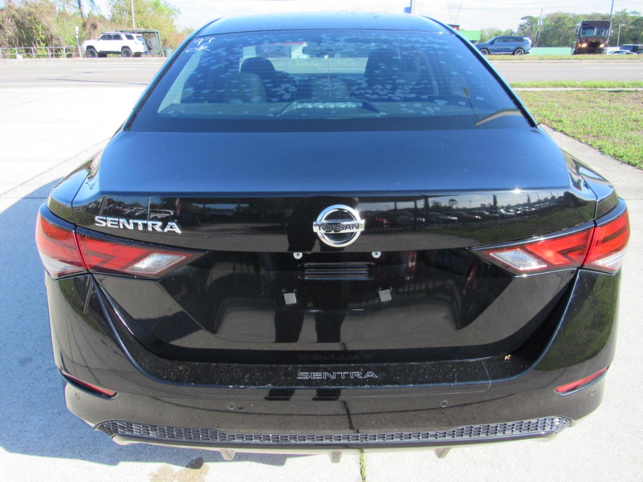 Nissan Sentra S CVT 2021