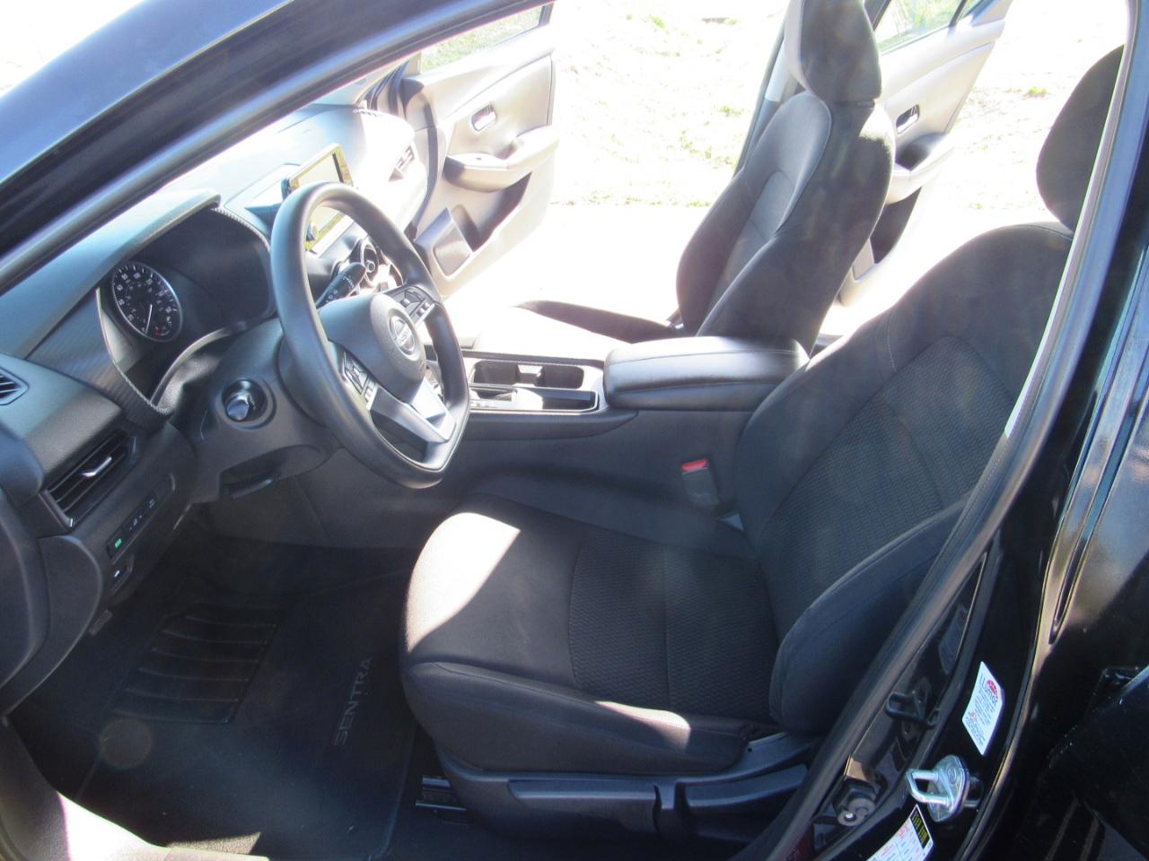 Nissan Sentra S CVT 2021