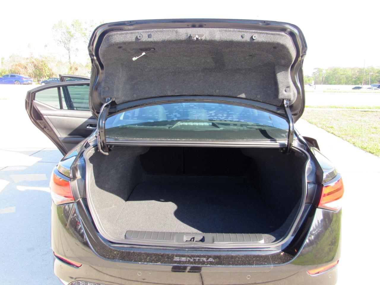 Nissan Sentra S CVT 2021