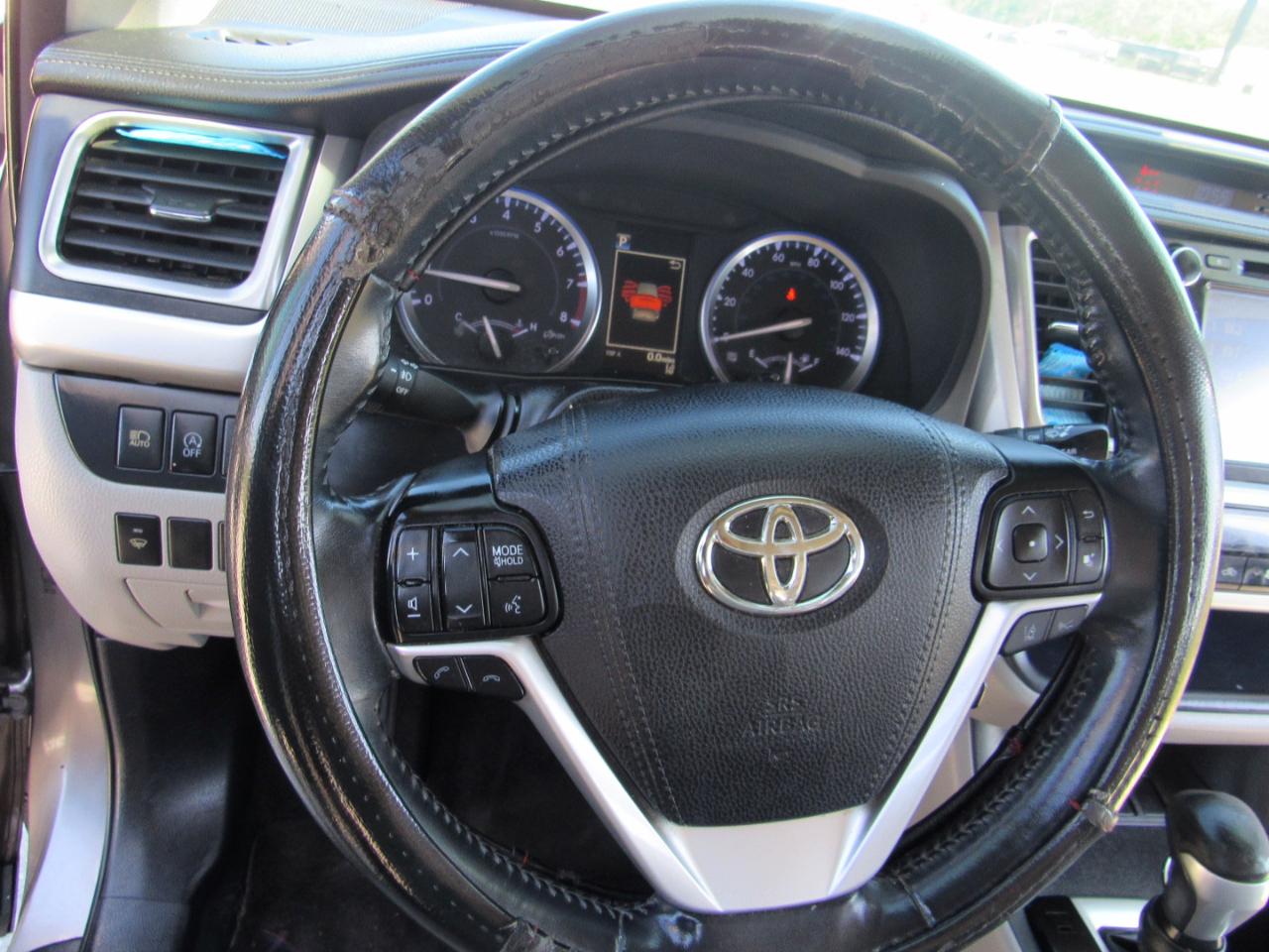 Toyota Highlander XLE V6 FWD (Natl) 2017