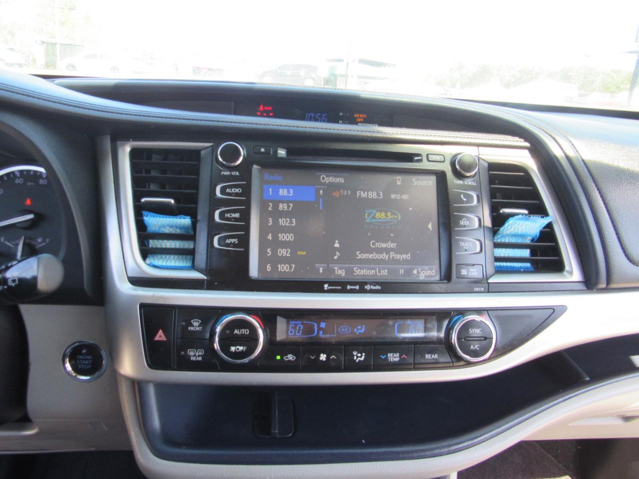 Toyota Highlander XLE V6 FWD (Natl) 2017