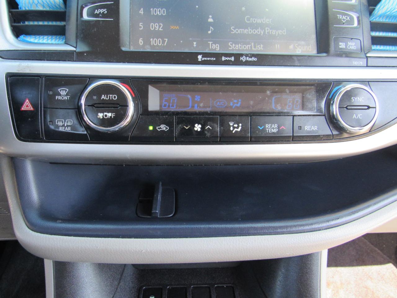 Toyota Highlander XLE V6 FWD (Natl) 2017