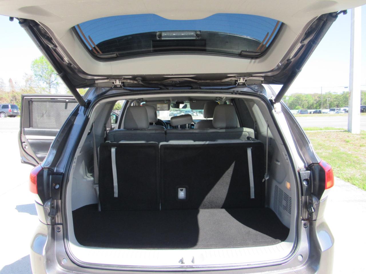 Toyota Highlander XLE V6 FWD (Natl) 2017