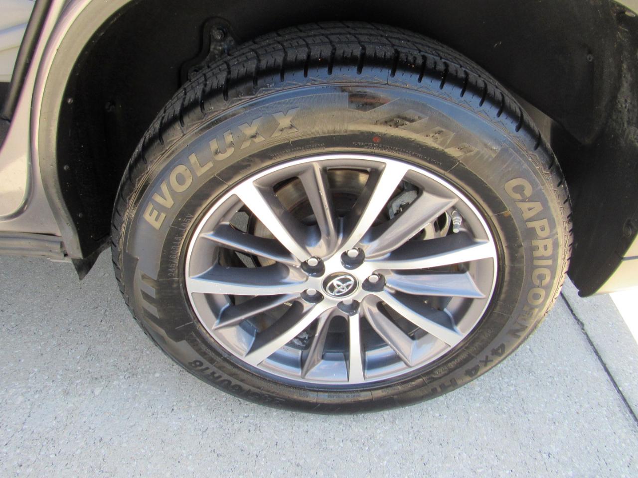 Toyota Highlander XLE V6 FWD (Natl) 2017