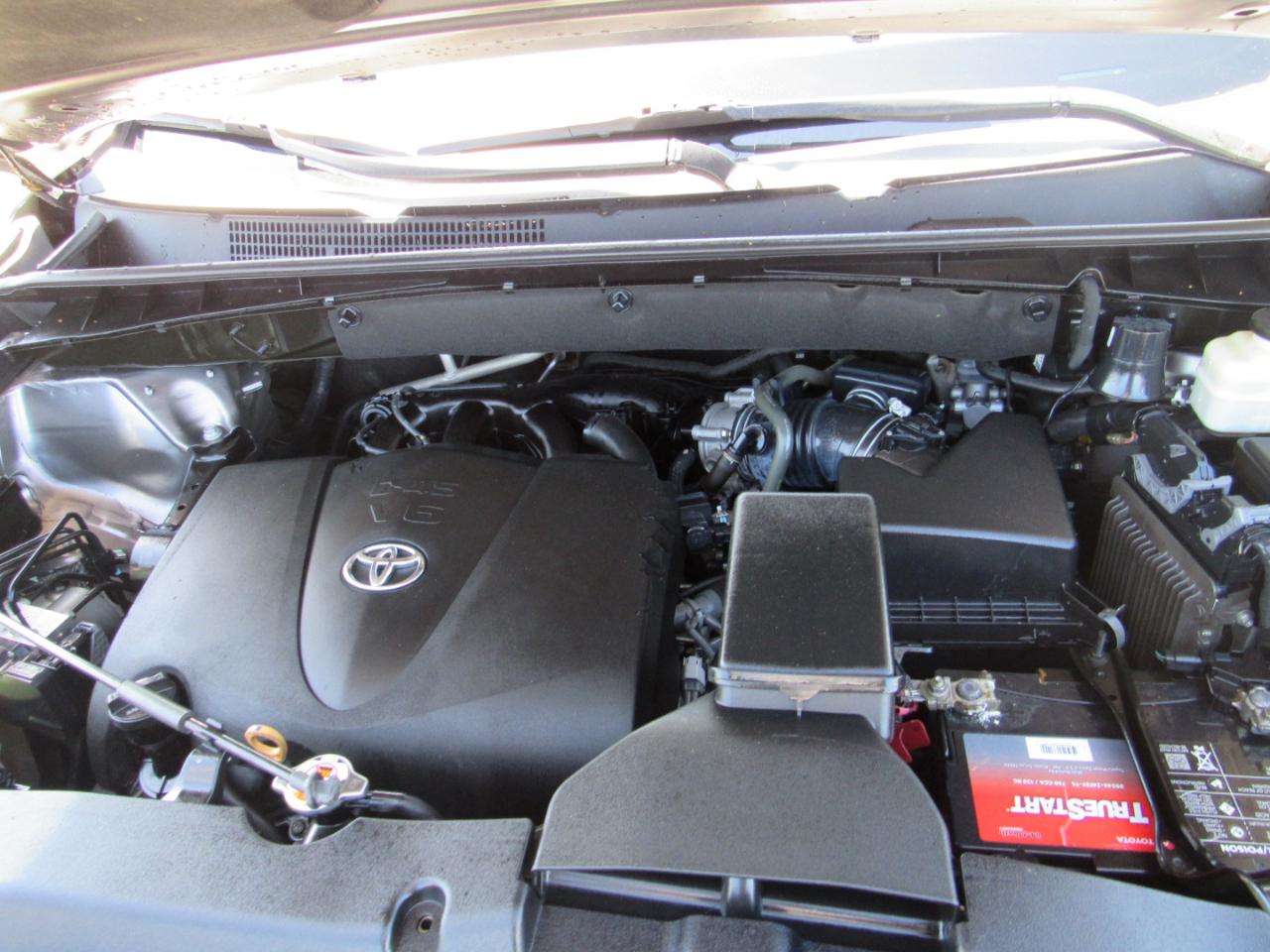 Toyota Highlander XLE V6 FWD (Natl) 2017