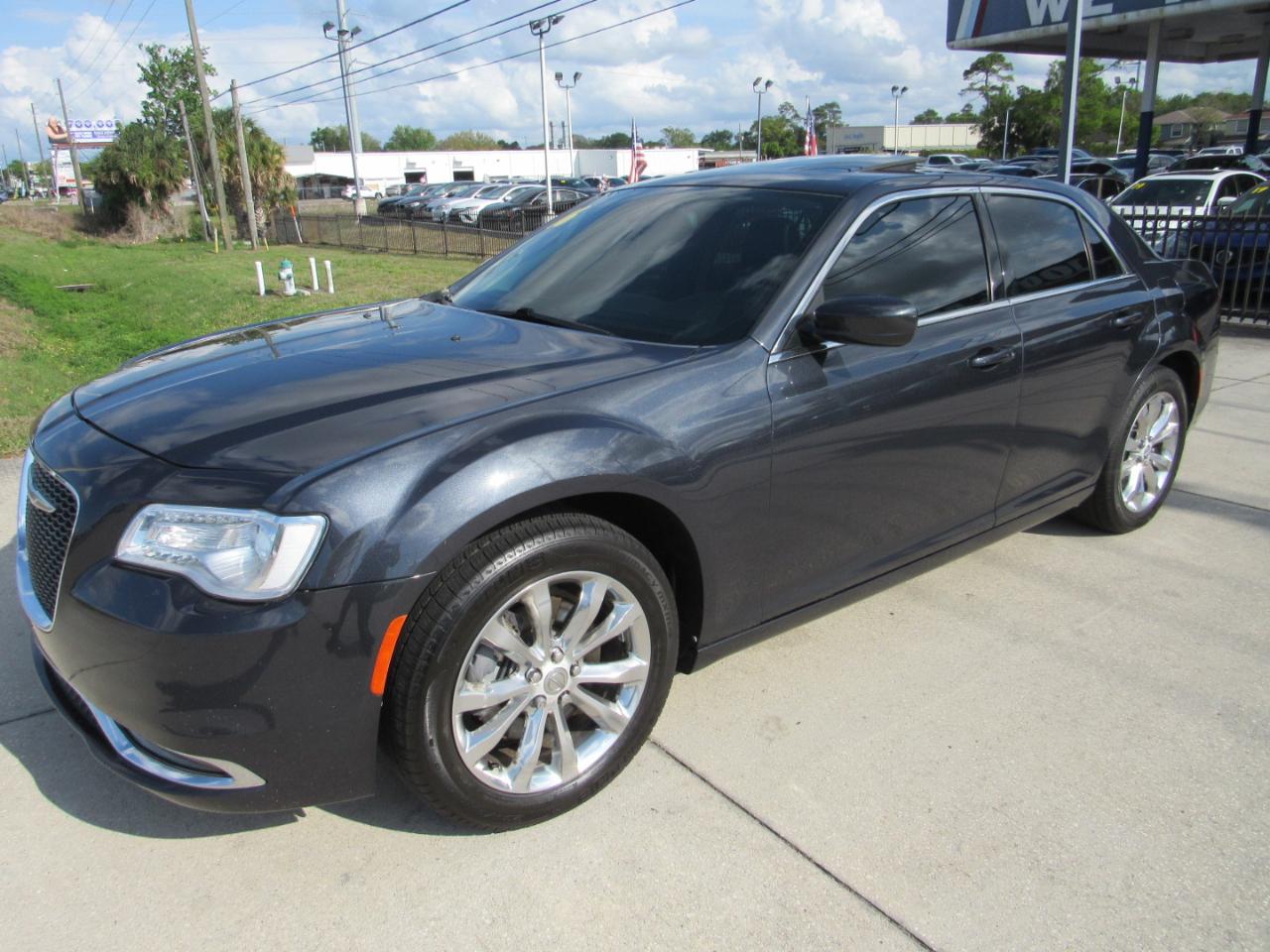 Chrysler 300 4dr Sdn Anniversary Edition AWD 2016