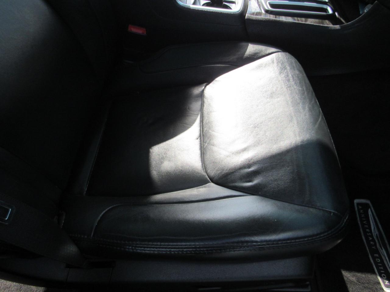 Chrysler 300 4dr Sdn Anniversary Edition AWD 2016