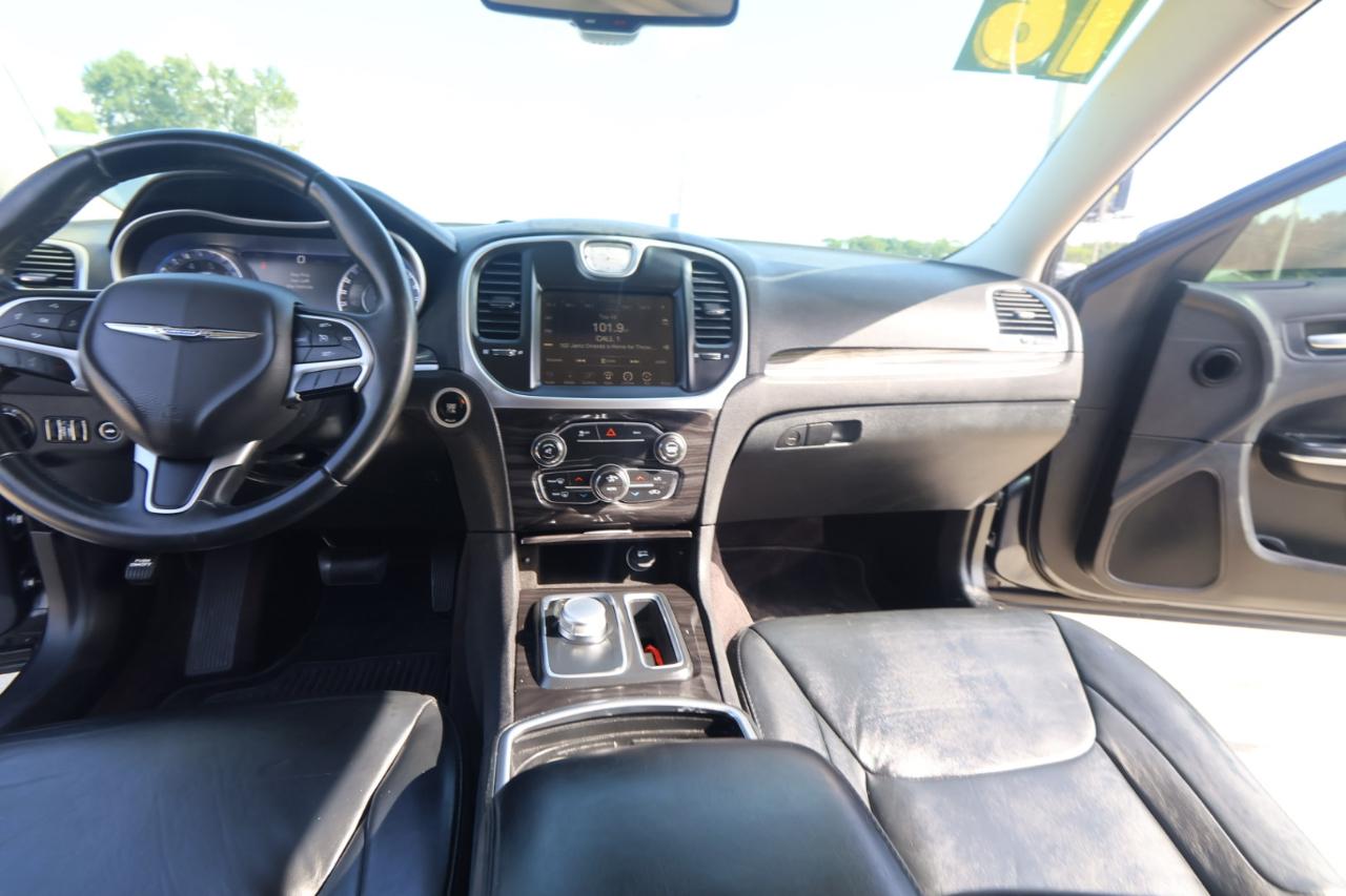 Chrysler 300 4dr Sdn Anniversary Edition AWD 2016