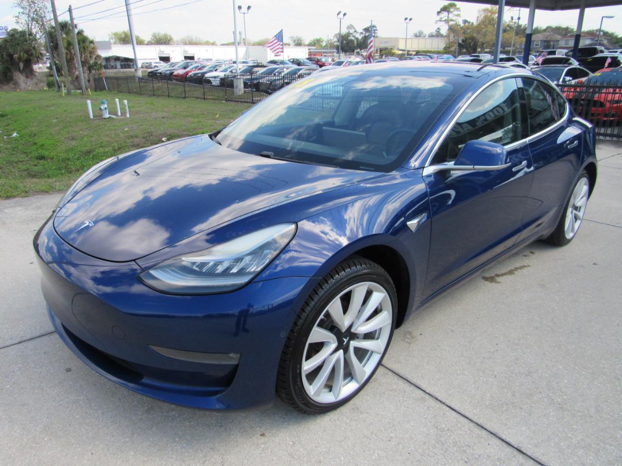 Tesla Model 3 Long Range Battery RWD 2018