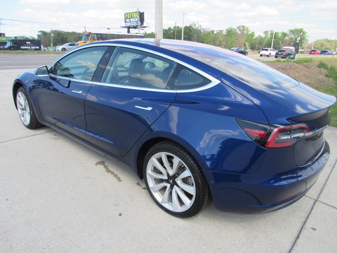 Tesla Model 3 Long Range Battery RWD 2018