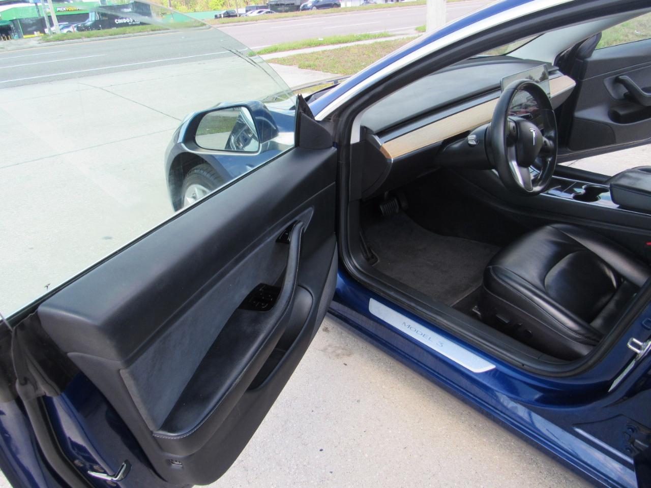 Tesla Model 3 Long Range Battery RWD 2018