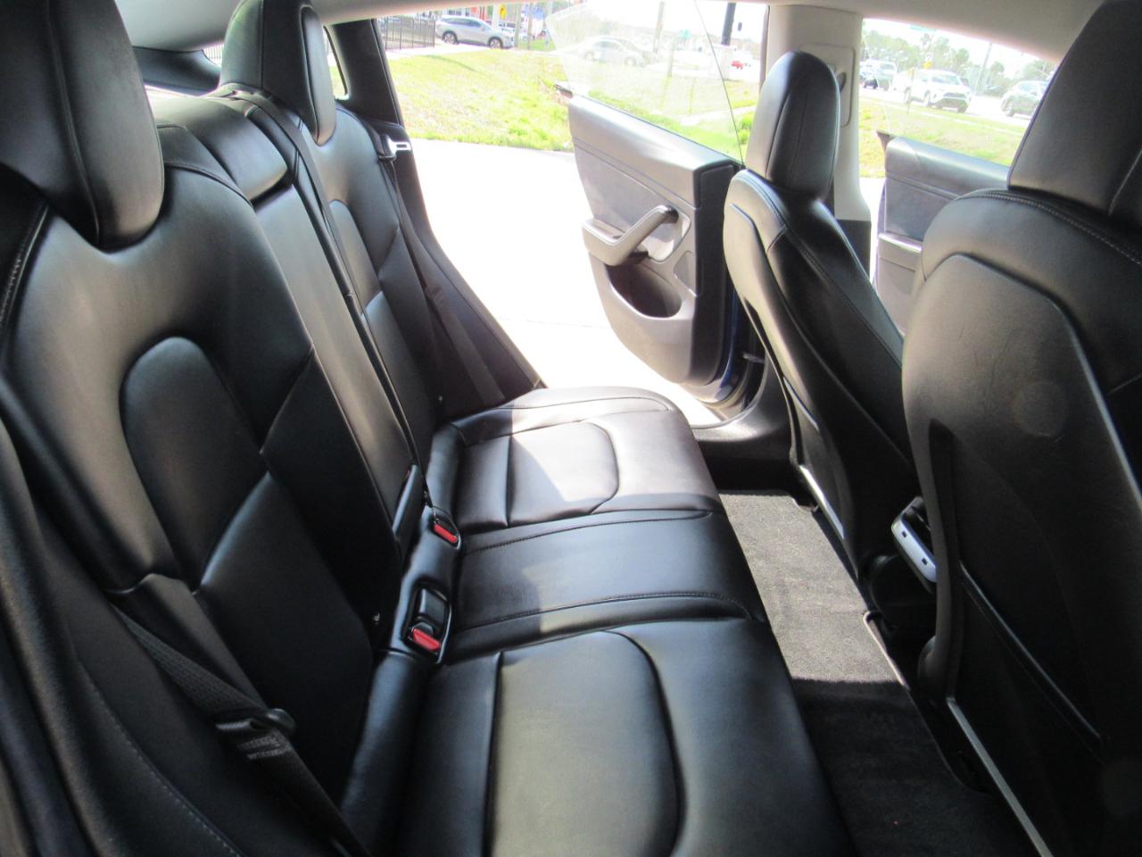 Tesla Model 3 Long Range Battery RWD 2018