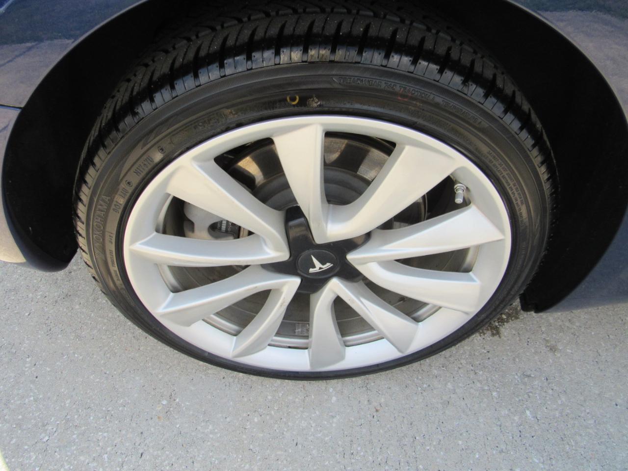 Tesla Model 3 Long Range Battery RWD 2018