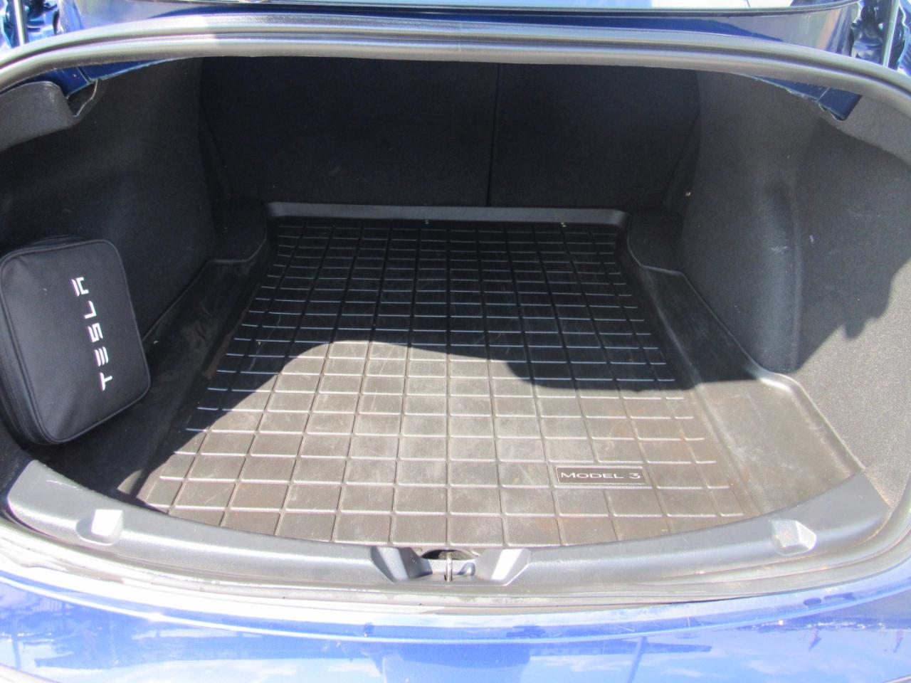 Tesla Model 3 Long Range Battery RWD 2018