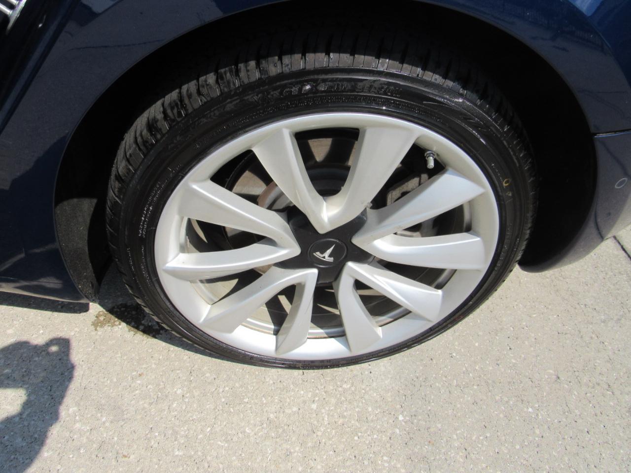 Tesla Model 3 Long Range Battery RWD 2018