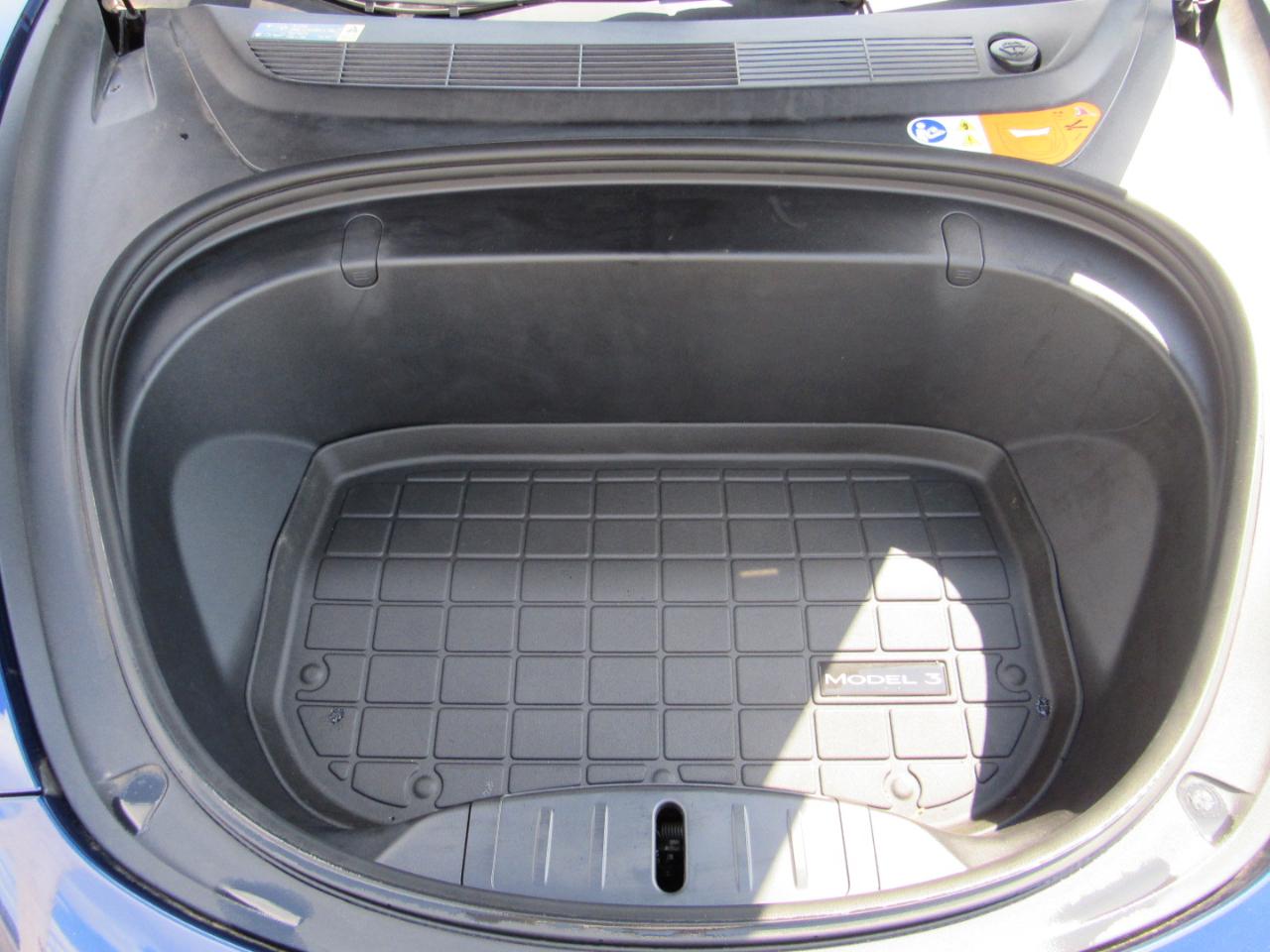 Tesla Model 3 Long Range Battery RWD 2018