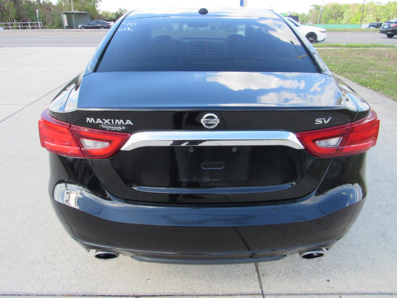 Nissan Maxima SV 3.5L 2018