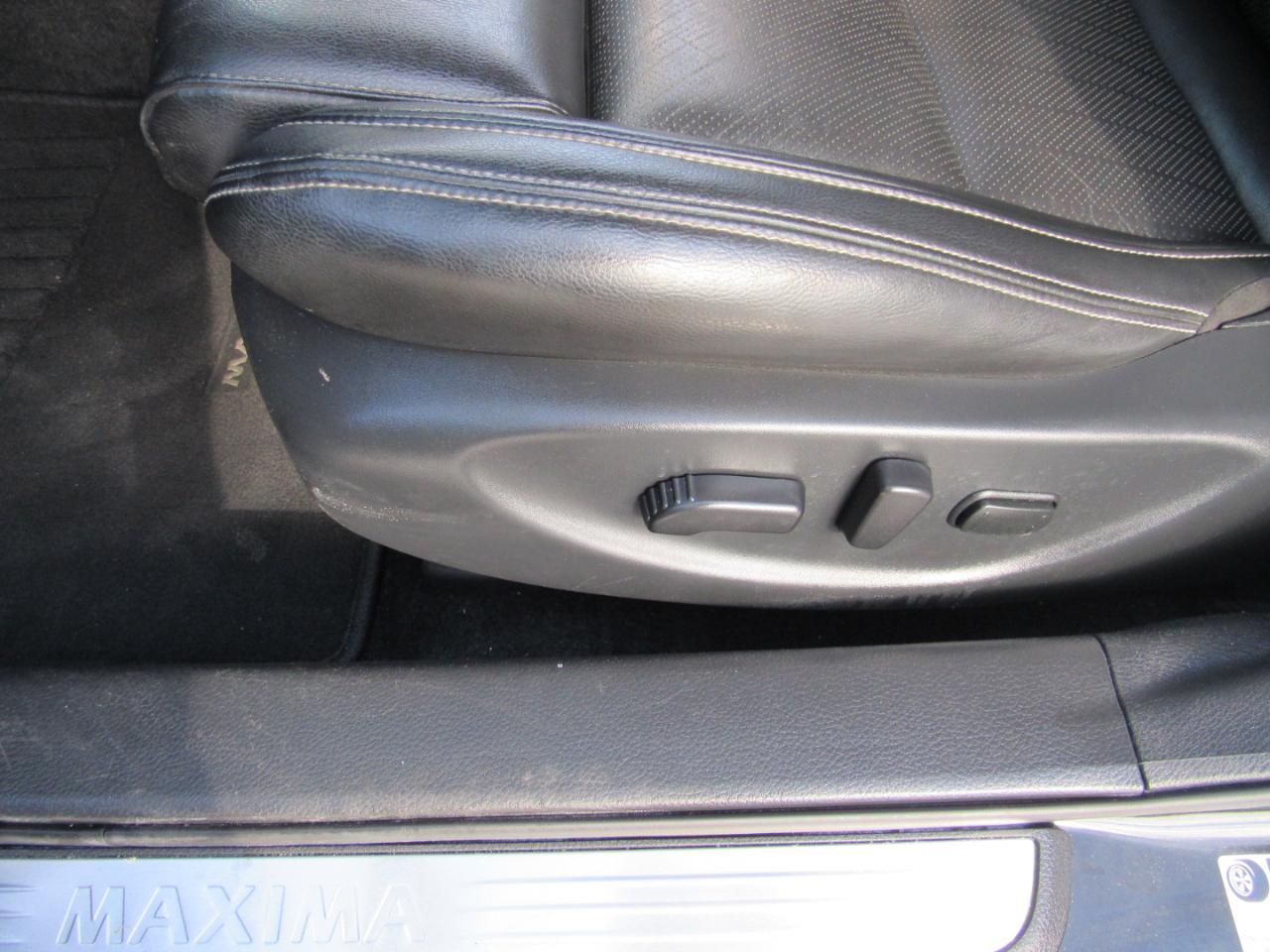 Nissan Maxima SV 3.5L 2018