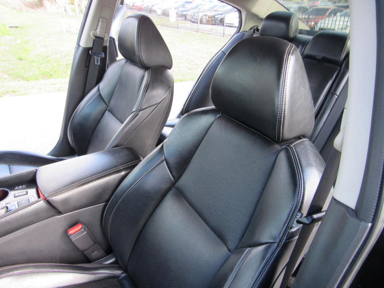 Nissan Maxima SV 3.5L 2018