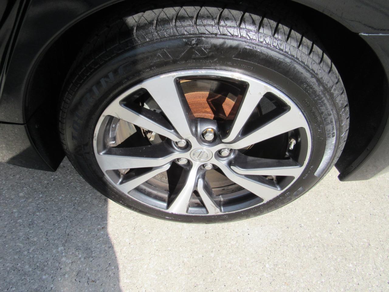 Nissan Maxima SV 3.5L 2018