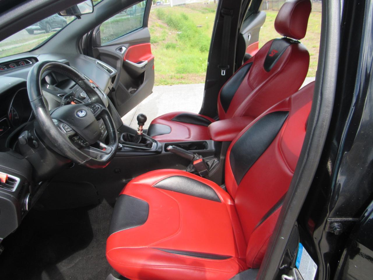 Ford Focus 5dr HB ST 2016