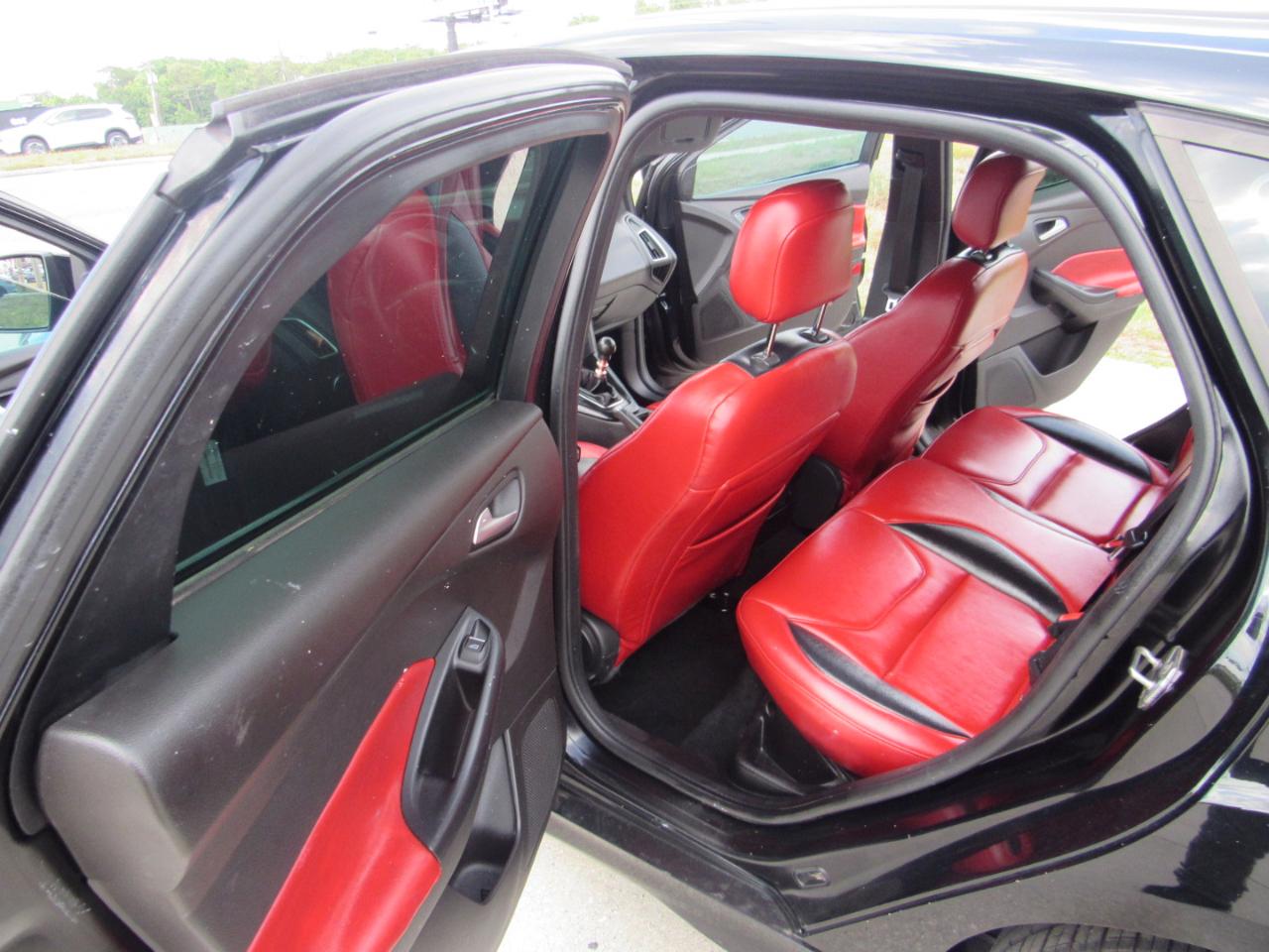 Ford Focus 5dr HB ST 2016