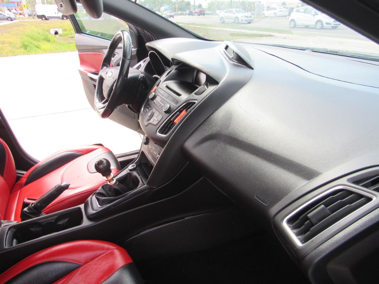 Ford Focus 5dr HB ST 2016