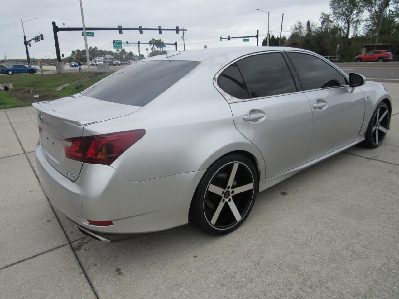 Lexus GS 350 4dr Sdn RWD 2015