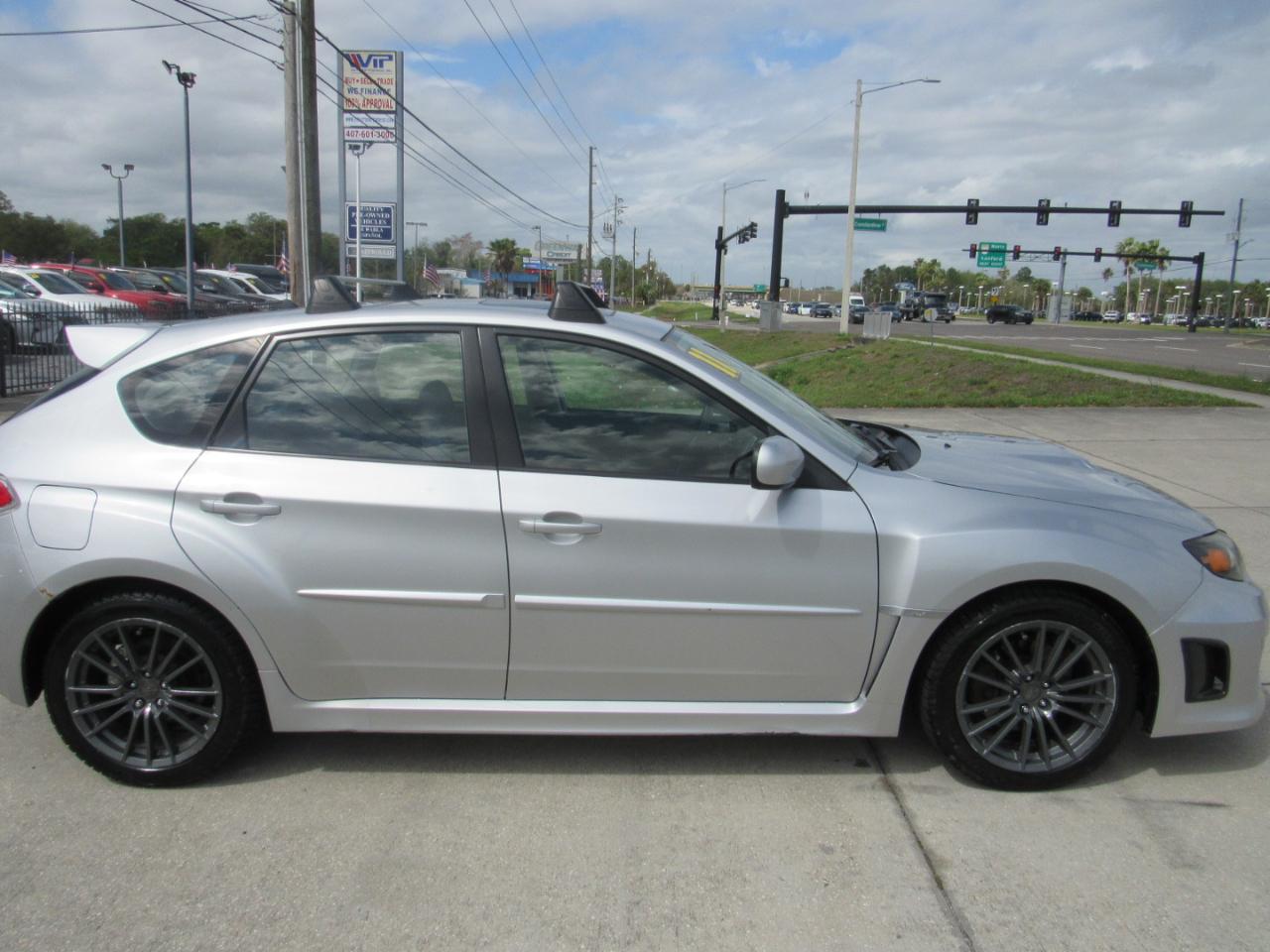 Subaru Impreza Wagon WRX 5dr Man WRX Premium 2011